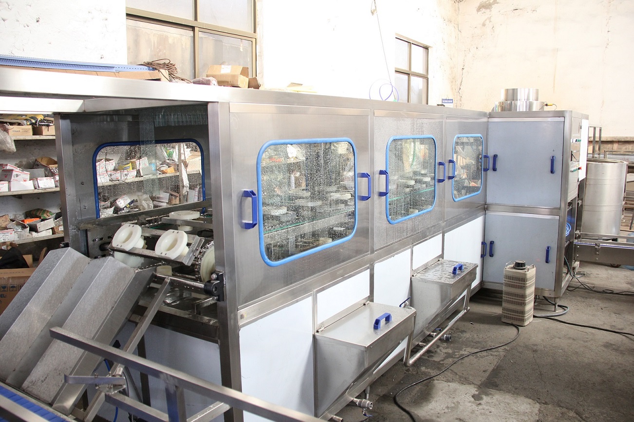 【2021 November 19】The 5 gallon filling machine has completed the test. Welcome to see it.
