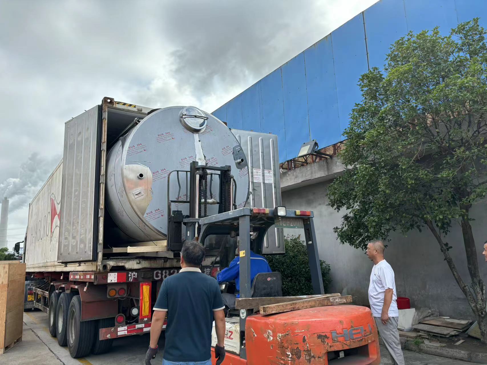 31bcfaa818343e2bfc12731981d85621