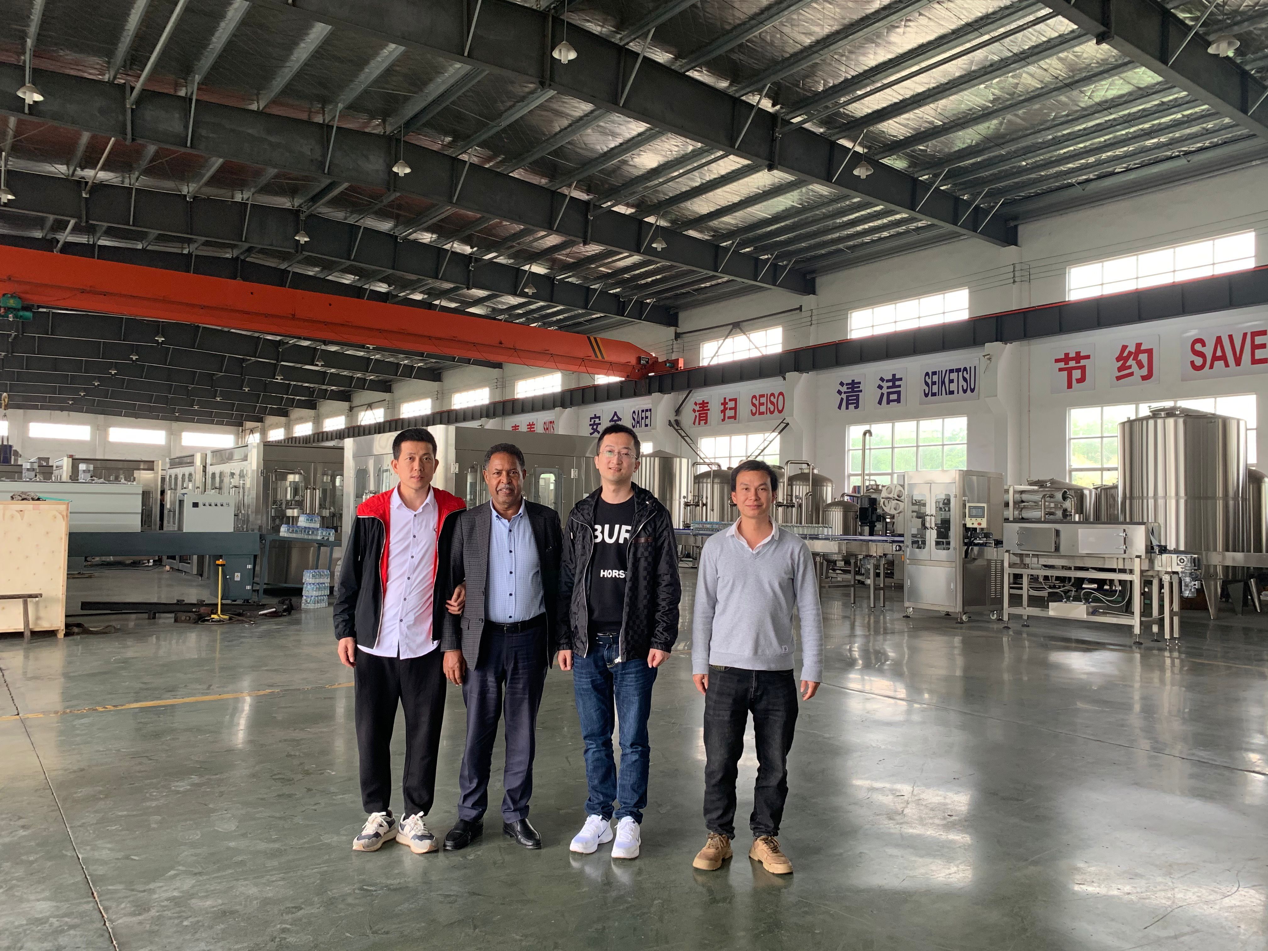 【2023 Apr. 23】Eritrean customers come to our factory to purchase production lines