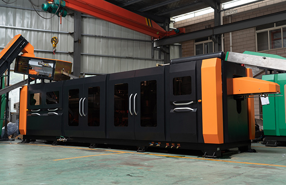 Bottle Blowing Machine