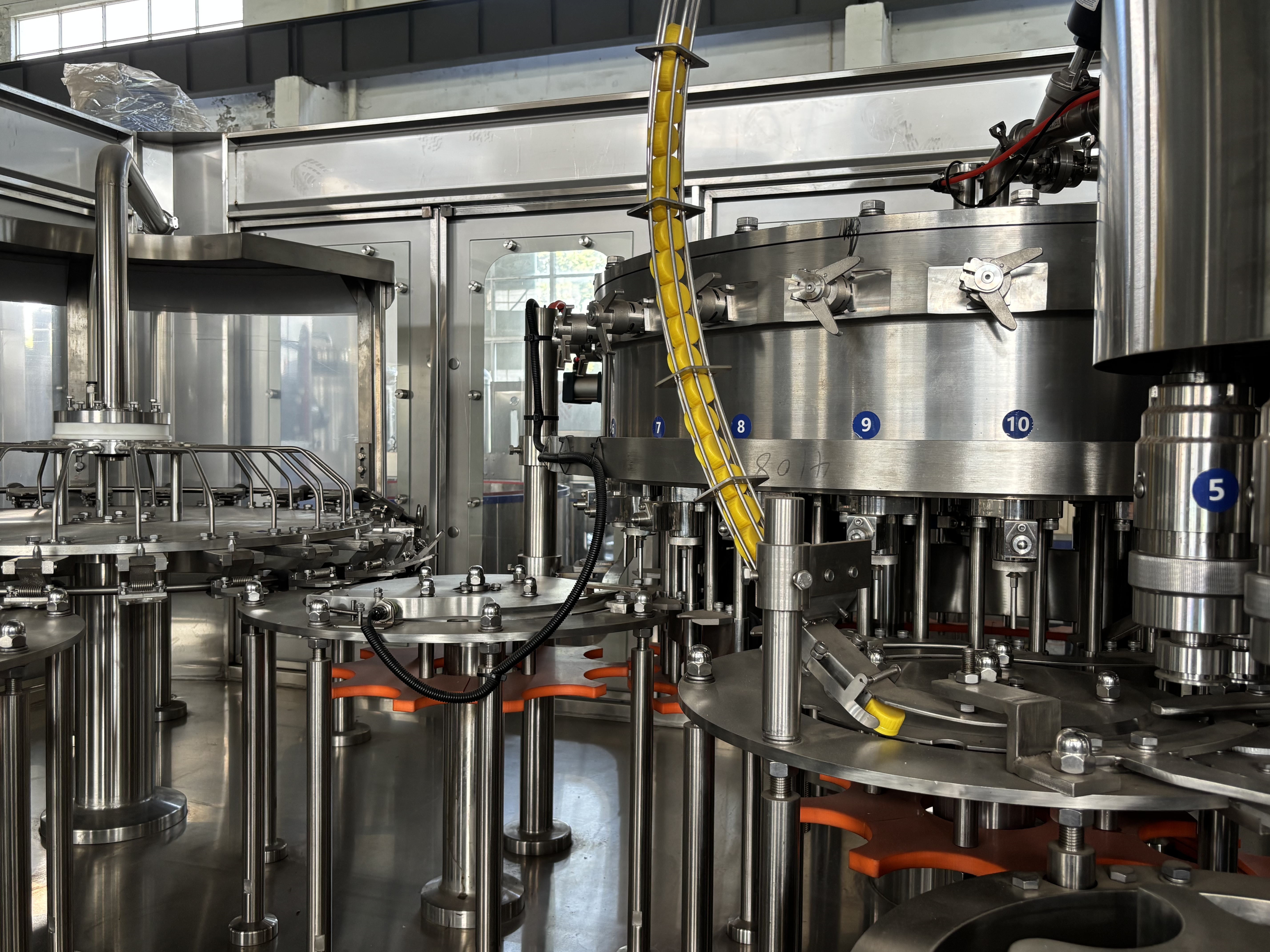 Automatic Drink Mineral Pure Water Filling Bottling Machine