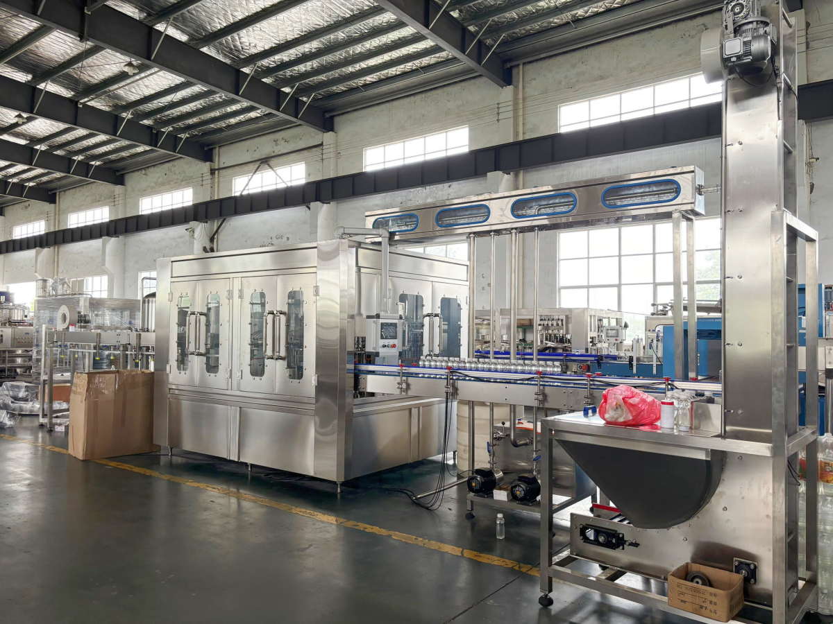 【2025 Jun. 17】Customized juice filling machine for customers