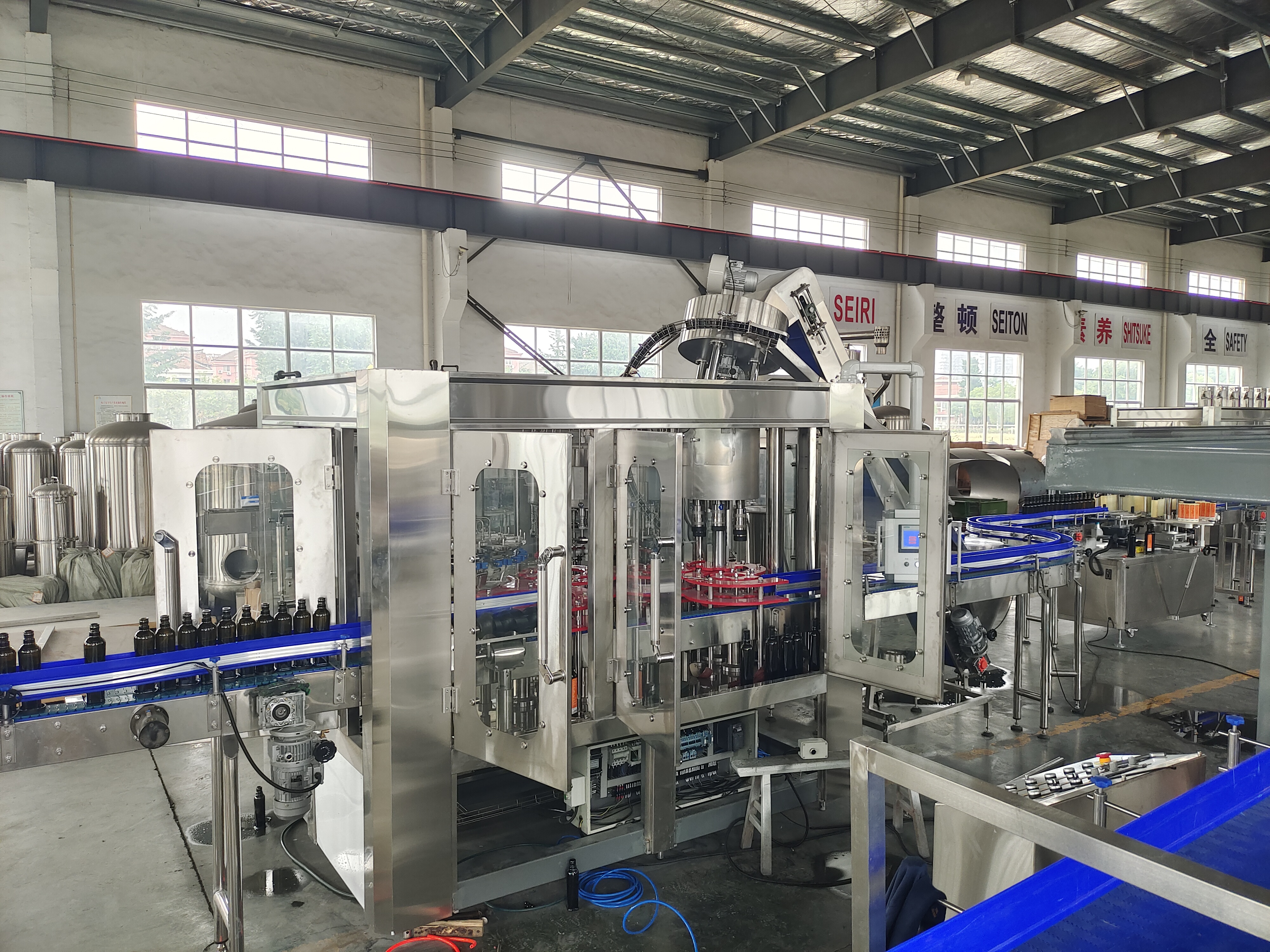 C200C7A0D3F21DFFB6E6D843BE9D475A